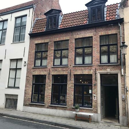 Guesthouse Dijver - Serene Escape In The Heart Of Historic Brygge Exteriör bild